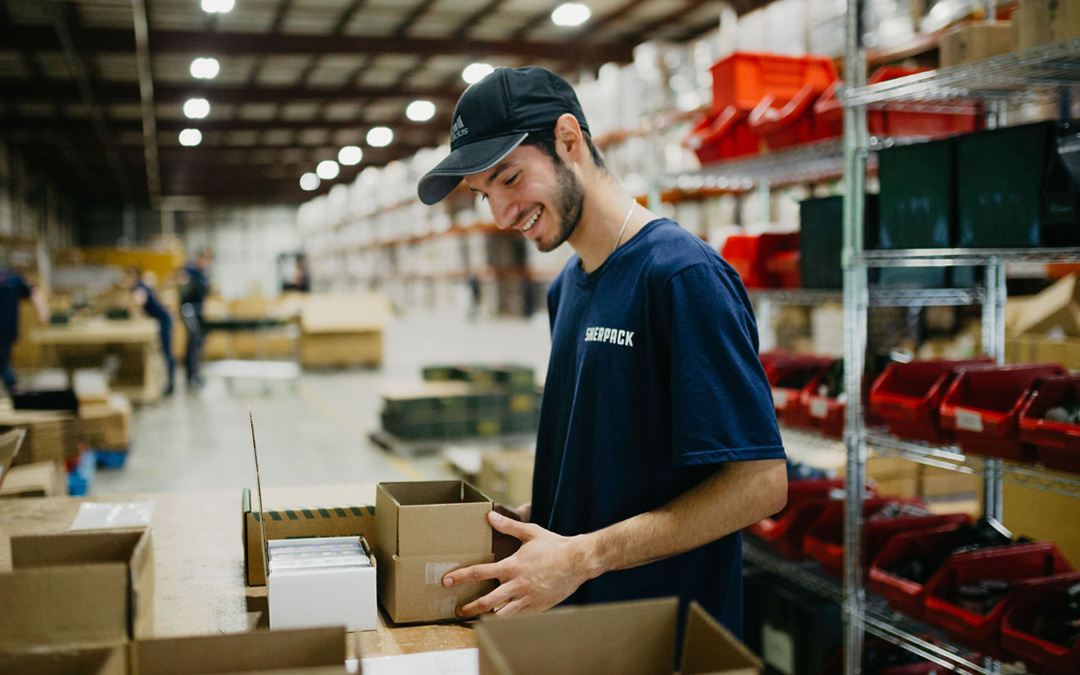 employee fulfilling orders for small business